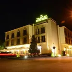 Hotel Parish