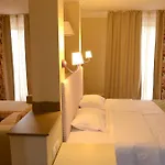 Hotel Parish 2*